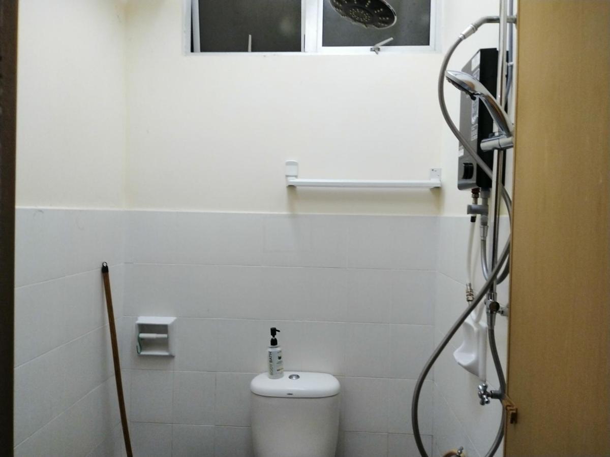 Homestay Kuala Terengganu Near Batu Burok, Hospital Hsnz, Ktcc Mall, Drawbridge A Kültér fotó